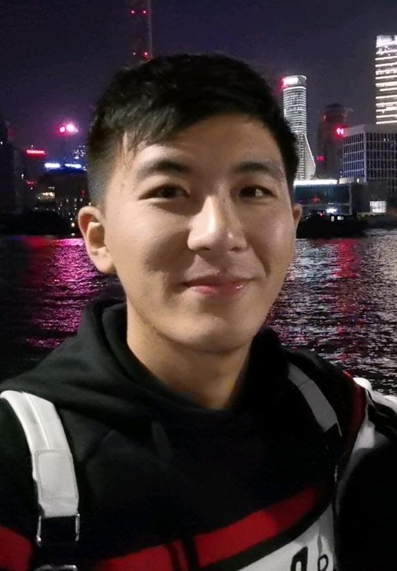 李铮